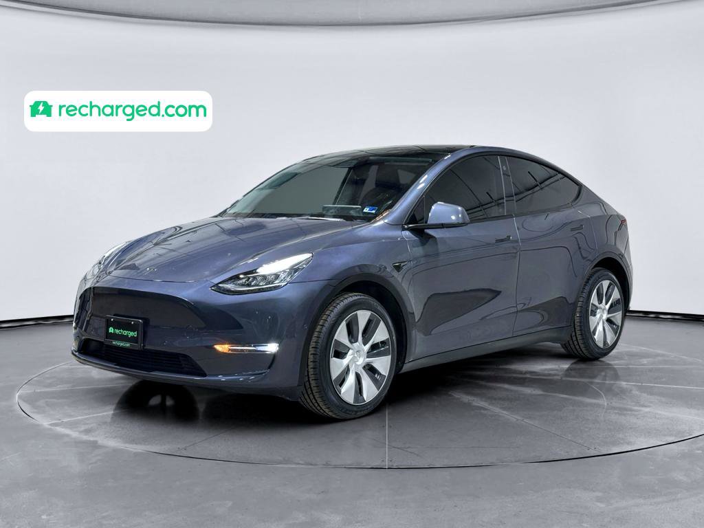 Used 2022 Tesla Model Y Long Range image 1
