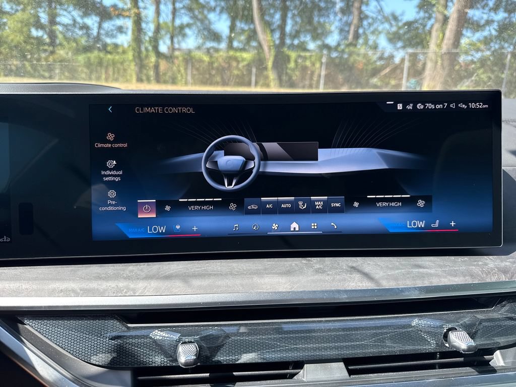 New 2027 BMW X7 xDrive40i AWD/4WD image 19
