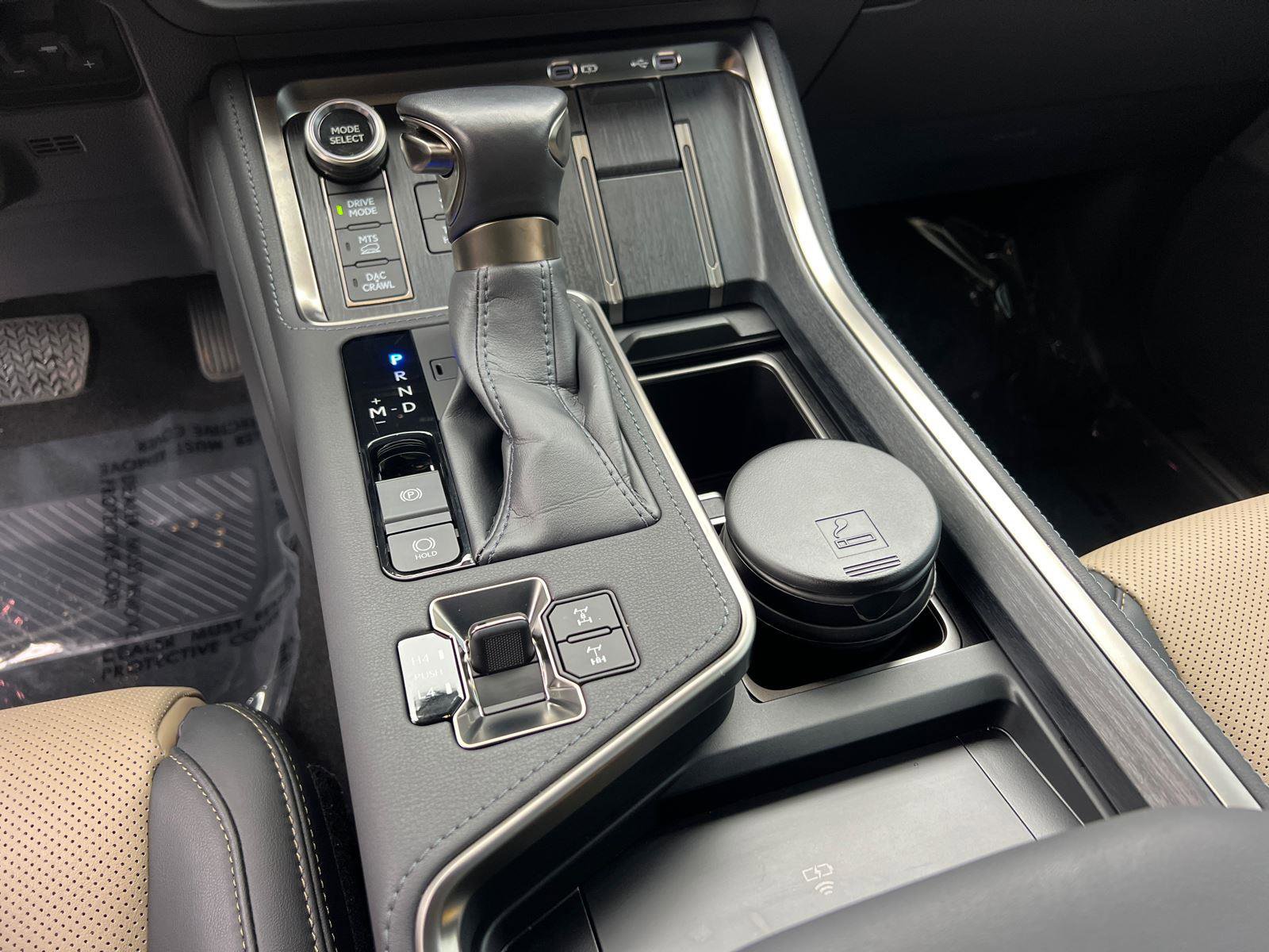 Used 2024 Lexus GX 550 550 Overtrail+ image 34