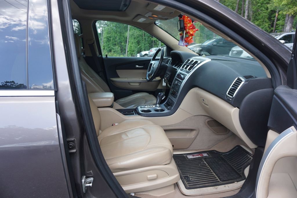 Used 2010 GMC Acadia SLT FWD image 16