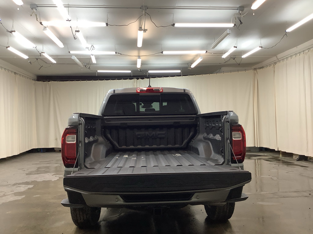 New 2026 GMC Canyon Elevation image 8