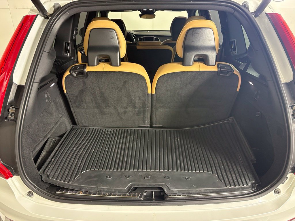 Used 2024 Volvo XC90 B6 Ultimate AWD/4WD image 19
