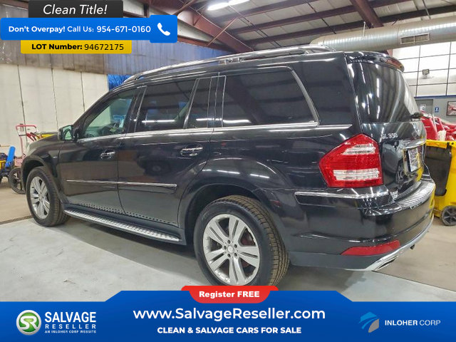 Used 2012 Mercedes-Benz GL 320 BlueTEC 4MATIC image 3