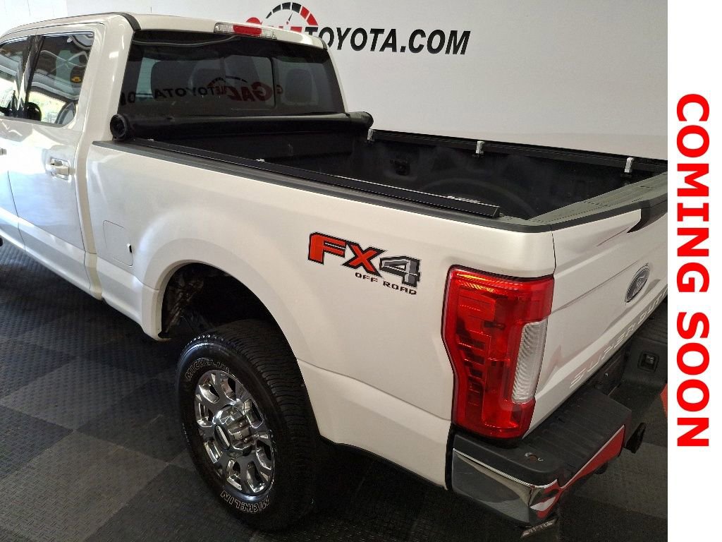 Used 2017 Ford F350 Lariat w/ Lariat Ultimate Package AWD/4WD image 5