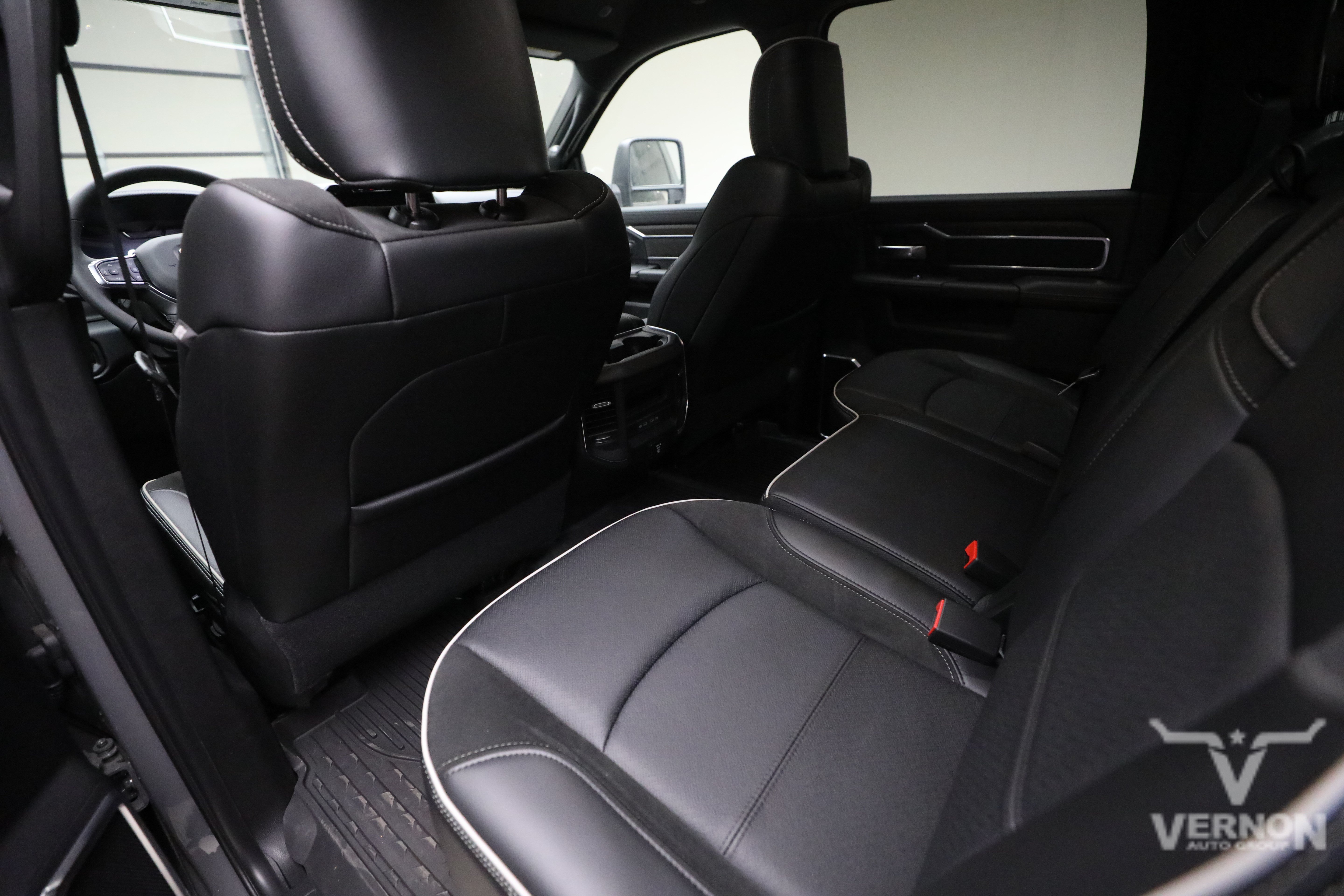 New 2026 RAM 3500 Laramie w/ Night Edition AWD/4WD image 9