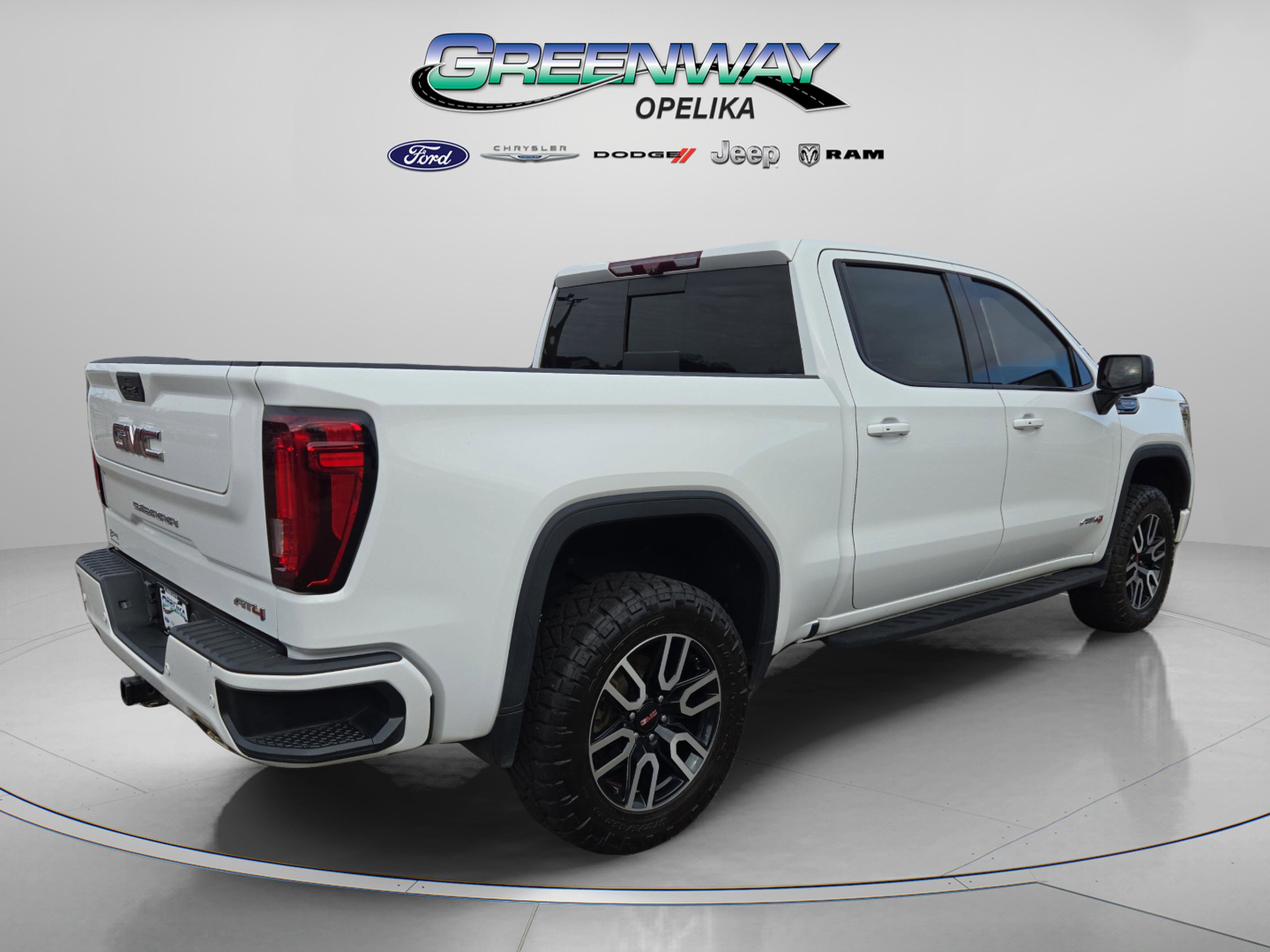 Used 2022 GMC Sierra 1500 AT4 w/ AT4 Premium Package image 7
