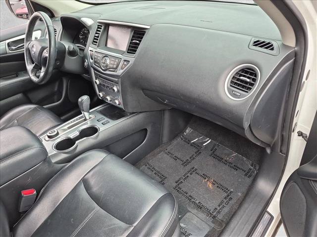 Used 2018 Nissan Pathfinder SL AWD/4WD image 23