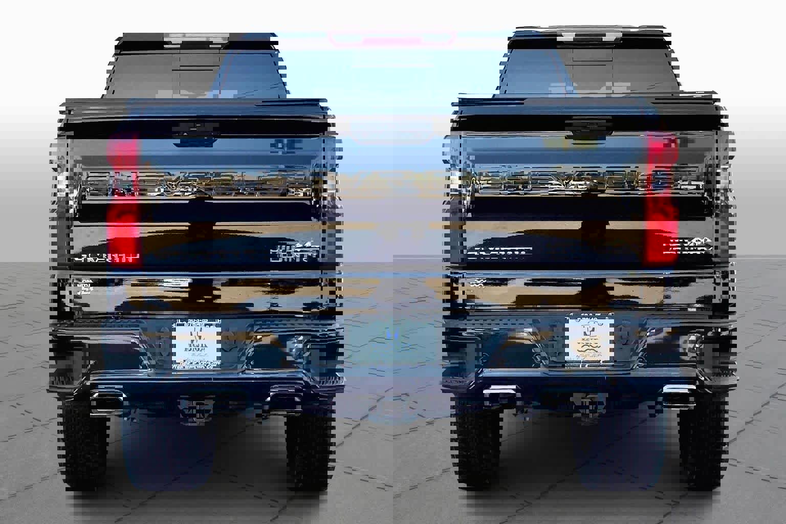 Used 2019 Chevrolet Silverado 1500 High Country w/ High Country Premium Package image 10