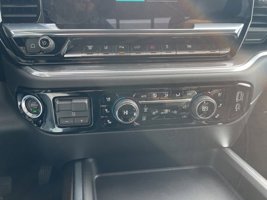 New 2026 Chevrolet Silverado 3500 High Country w/ Technology Package image 23