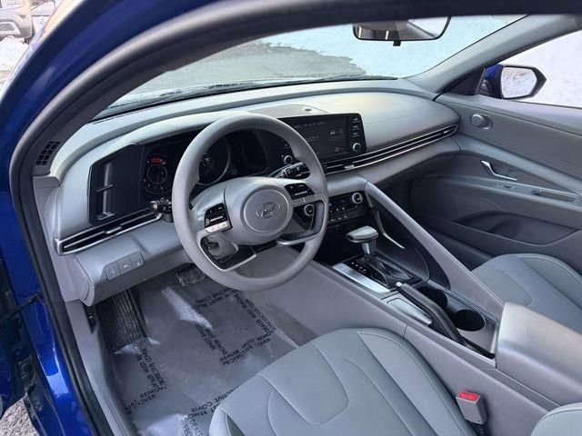 Used 2021 Hyundai Elantra SEL image 26