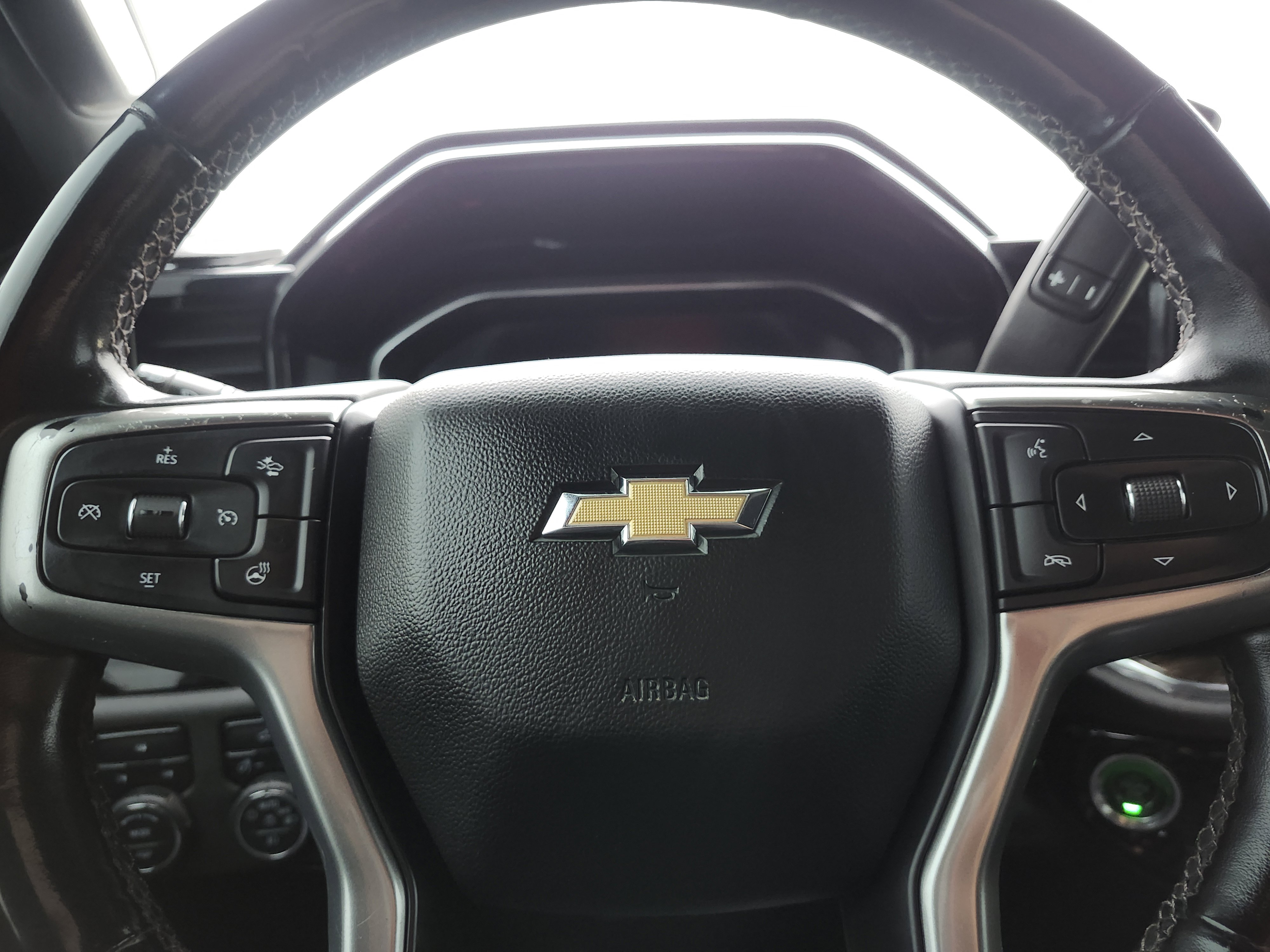 Used 2024 Chevrolet Silverado 2500 LT image 24