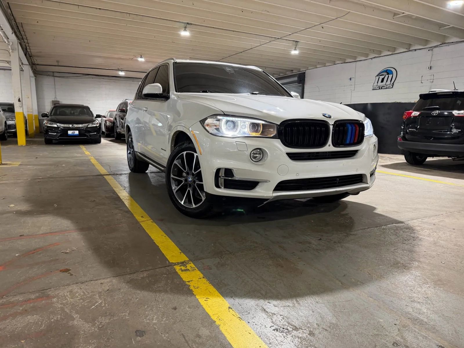 Used 2017 BMW X5 xDrive35i AWD/4WD image 6