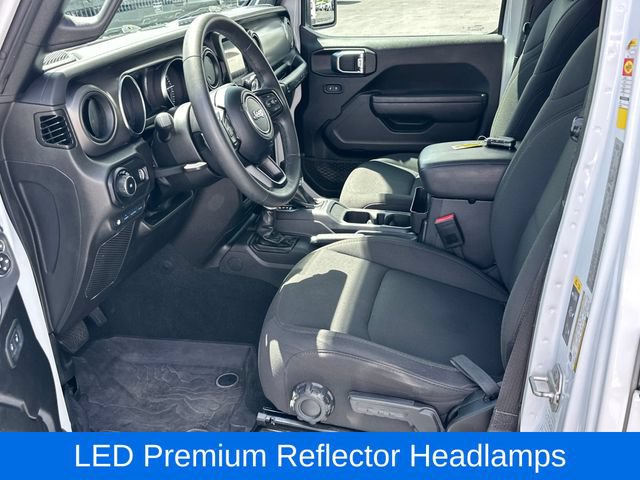 Used 2023 Jeep Wrangler Unlimited AWD/4WD image 12