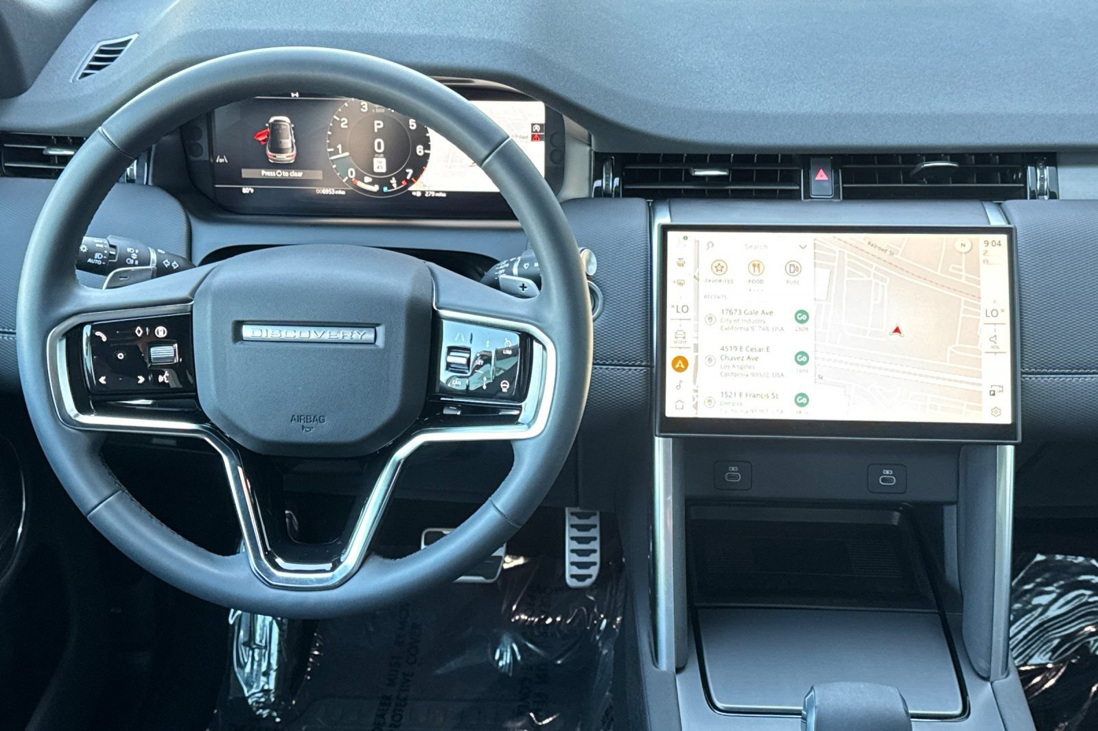 Certified 2025 Land Rover Discovery Sport Dynamic SE AWD/4WD image 15