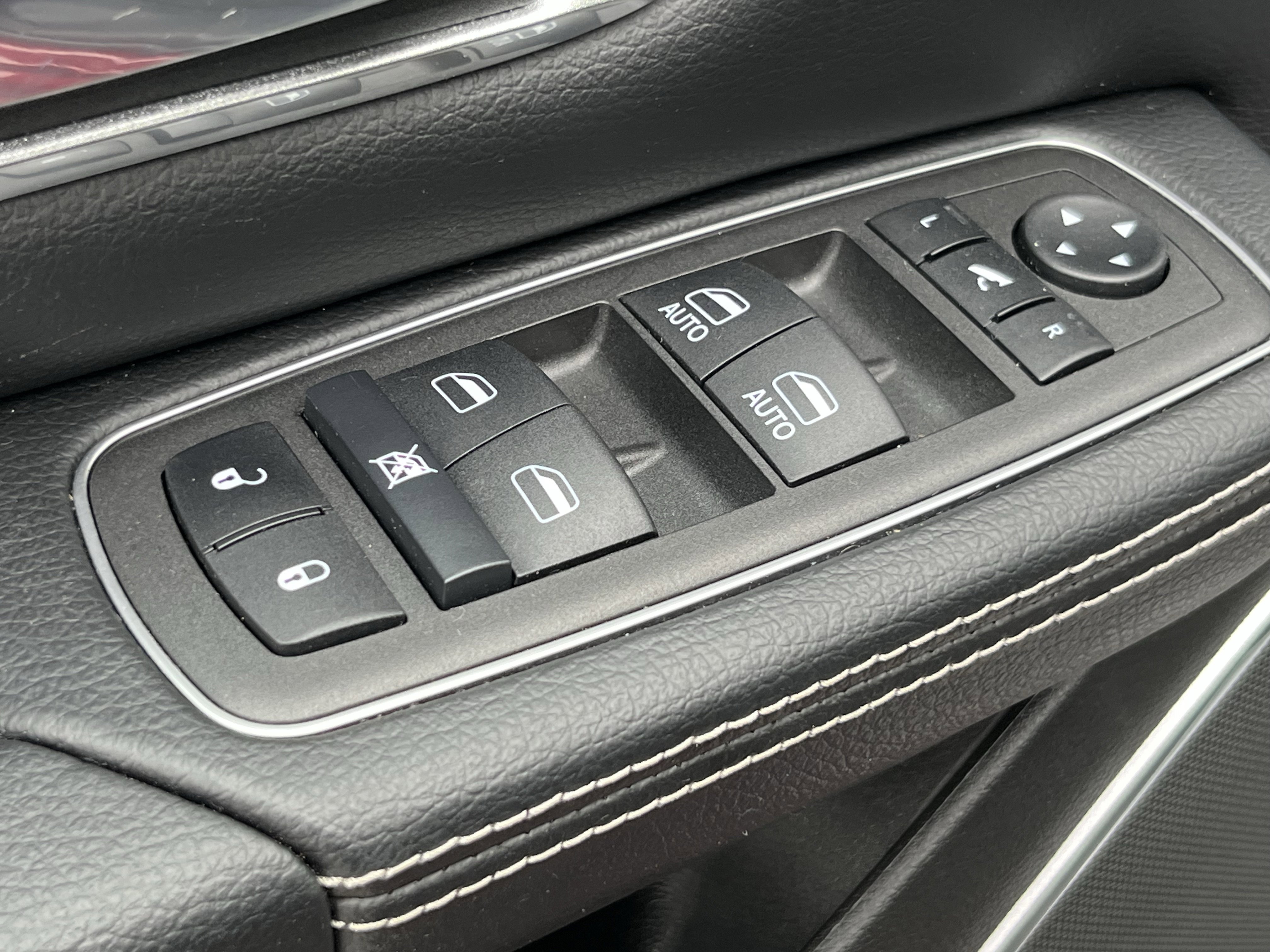 Used 2023 RAM 1500 Laramie image 18