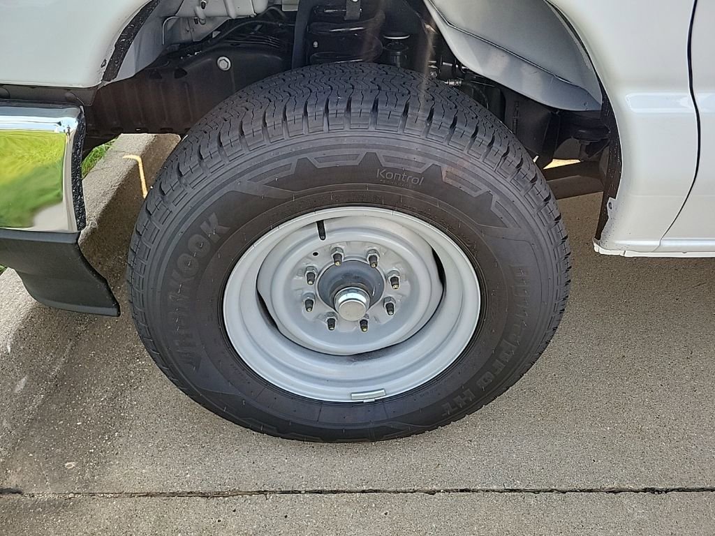 New 2025 Ford E-350 and Econoline 350 Super Duty w/ Power Equipment Group image 23