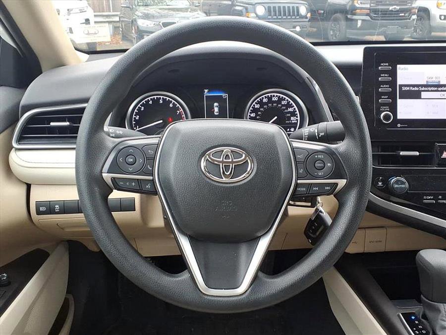 Used 2022 Toyota Camry LE image 22