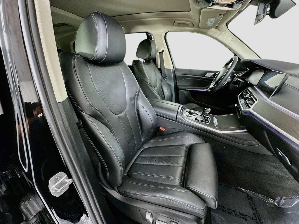 Used 2022 BMW X7 xDrive40i w/ Premium Package AWD/4WD image 31