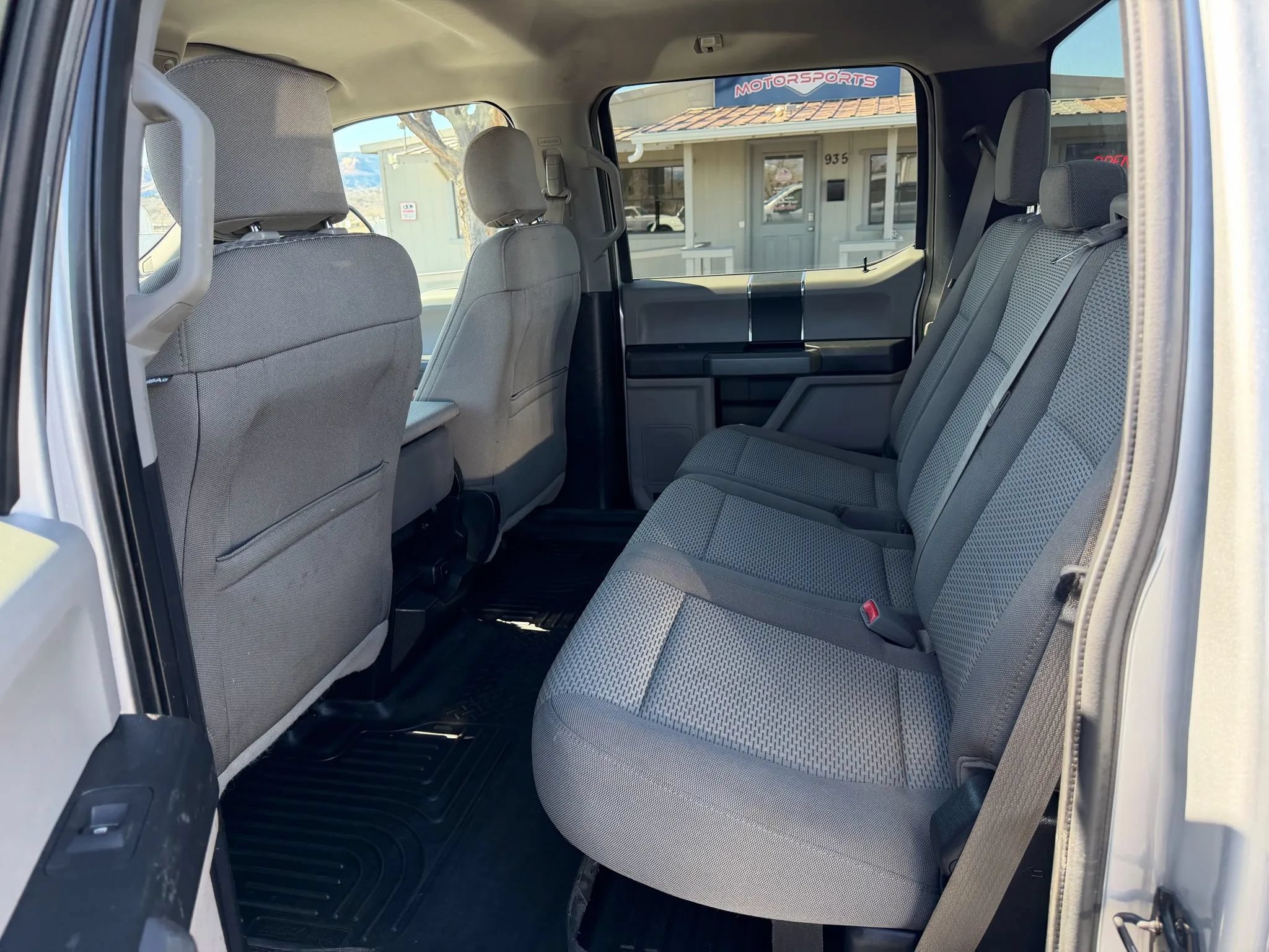 Used 2017 Ford F250 XLT w/ FX4 Off-Road Package AWD/4WD image 24