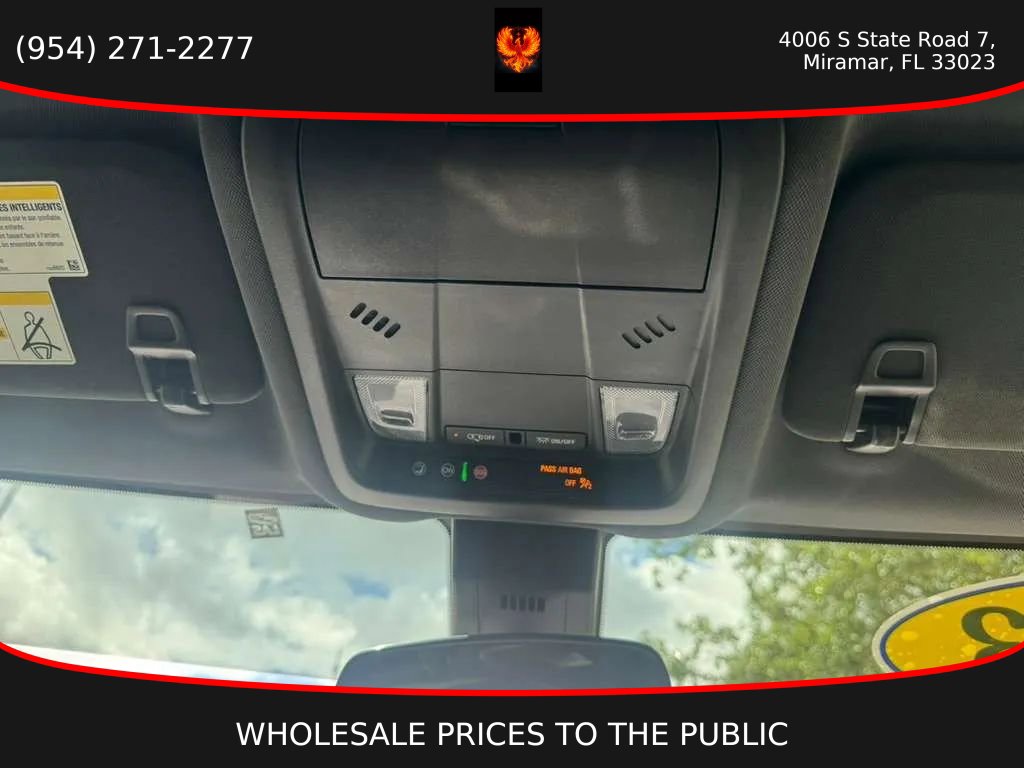 Used 2023 Chevrolet Equinox RS FWD image 17