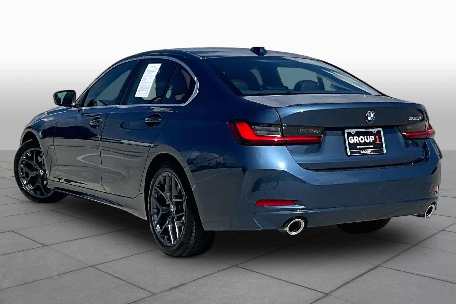 Used 2025 BMW 330i Sedan RWD image 11