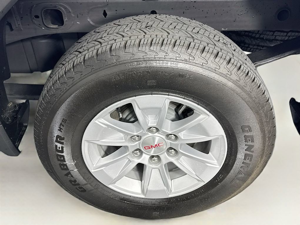 Used 2024 GMC Sierra 1500 SLE image 31