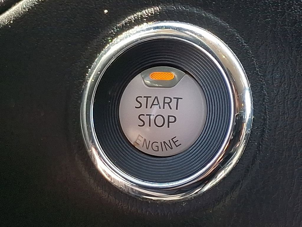 Used 2020 Nissan Pathfinder S AWD/4WD image 23