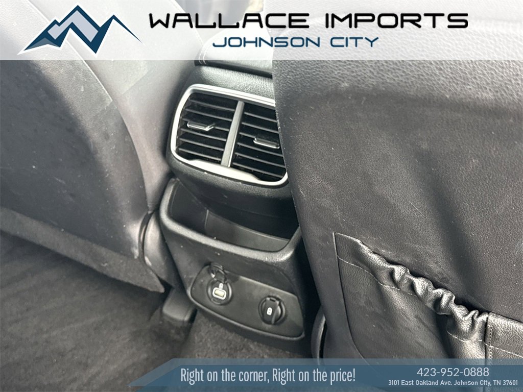 Used 2019 Hyundai Santa Fe SEL image 42