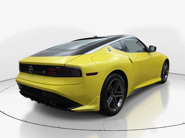 Used 2024 Nissan Z Sport w/ Floor Mat Package RWD image 6
