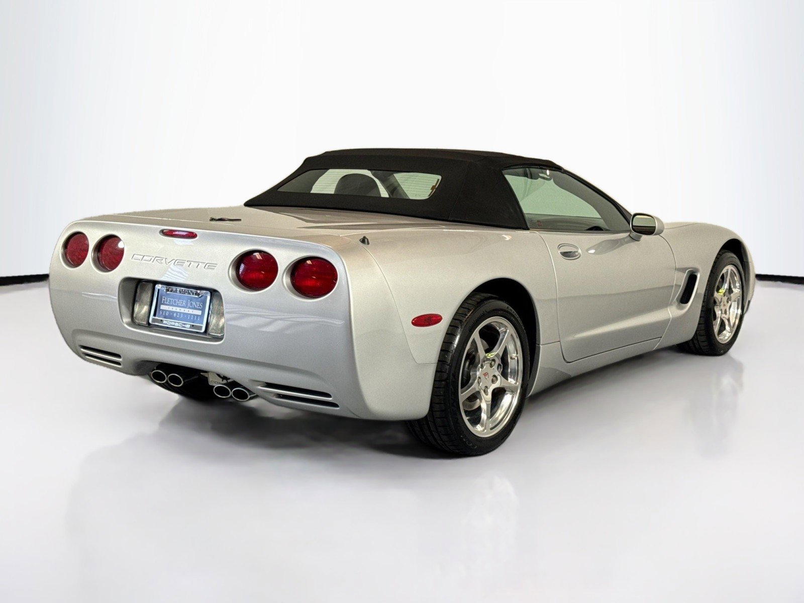 Used 2002 Chevrolet Corvette Convertible w/ Preferred Equipment Group2 image 9