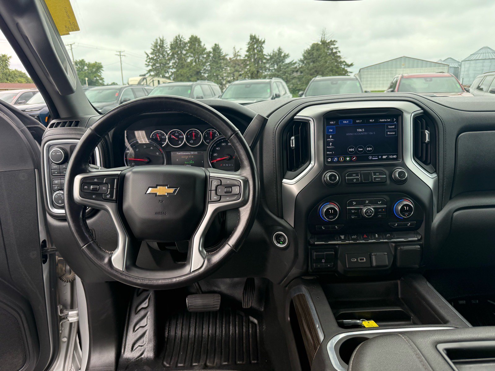 Used 2022 Chevrolet Silverado 3500 LT w/ Convenience Package AWD/4WD image 14