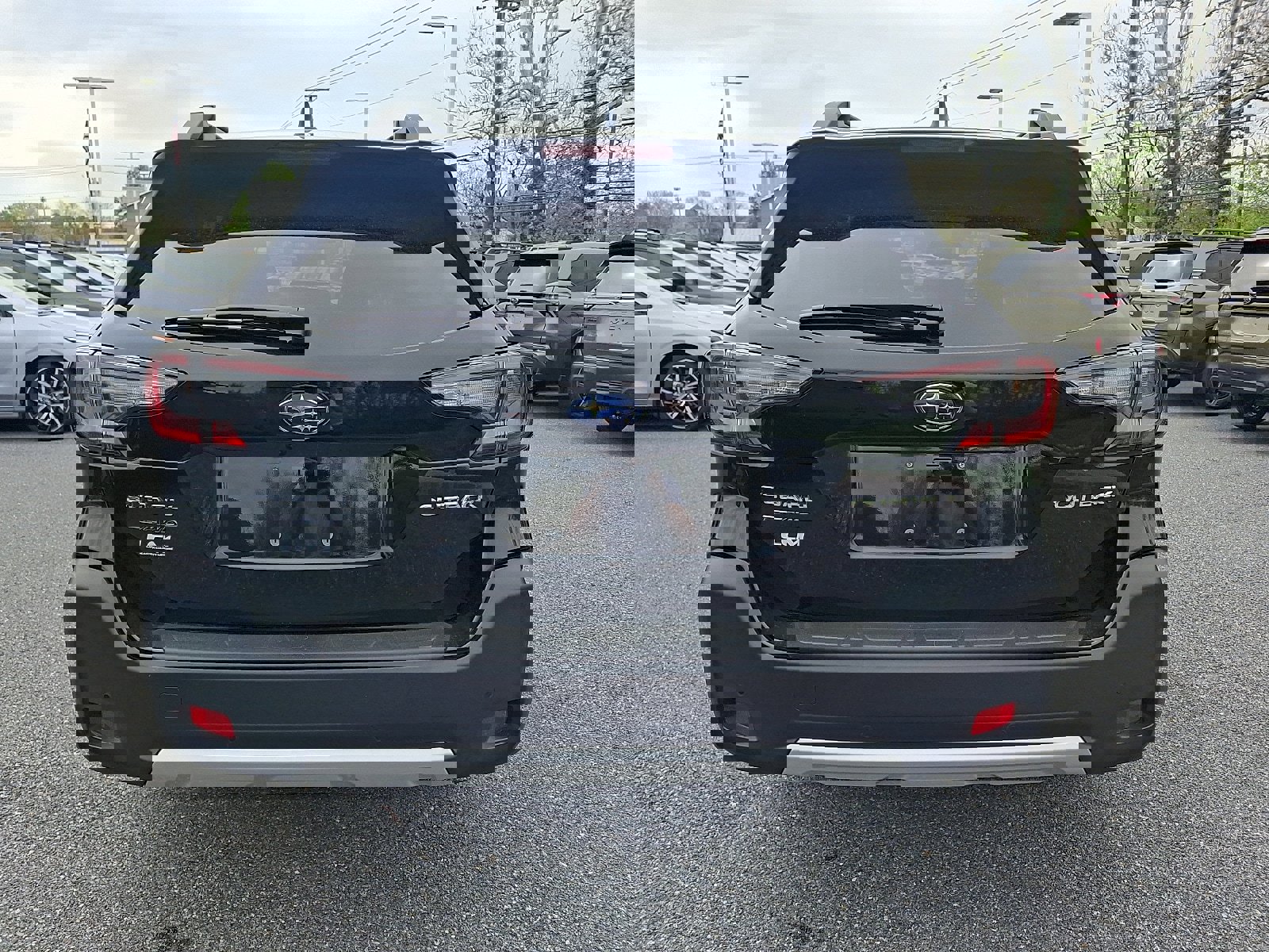 Certified 2025 Subaru Outback Limited AWD/4WD image 5