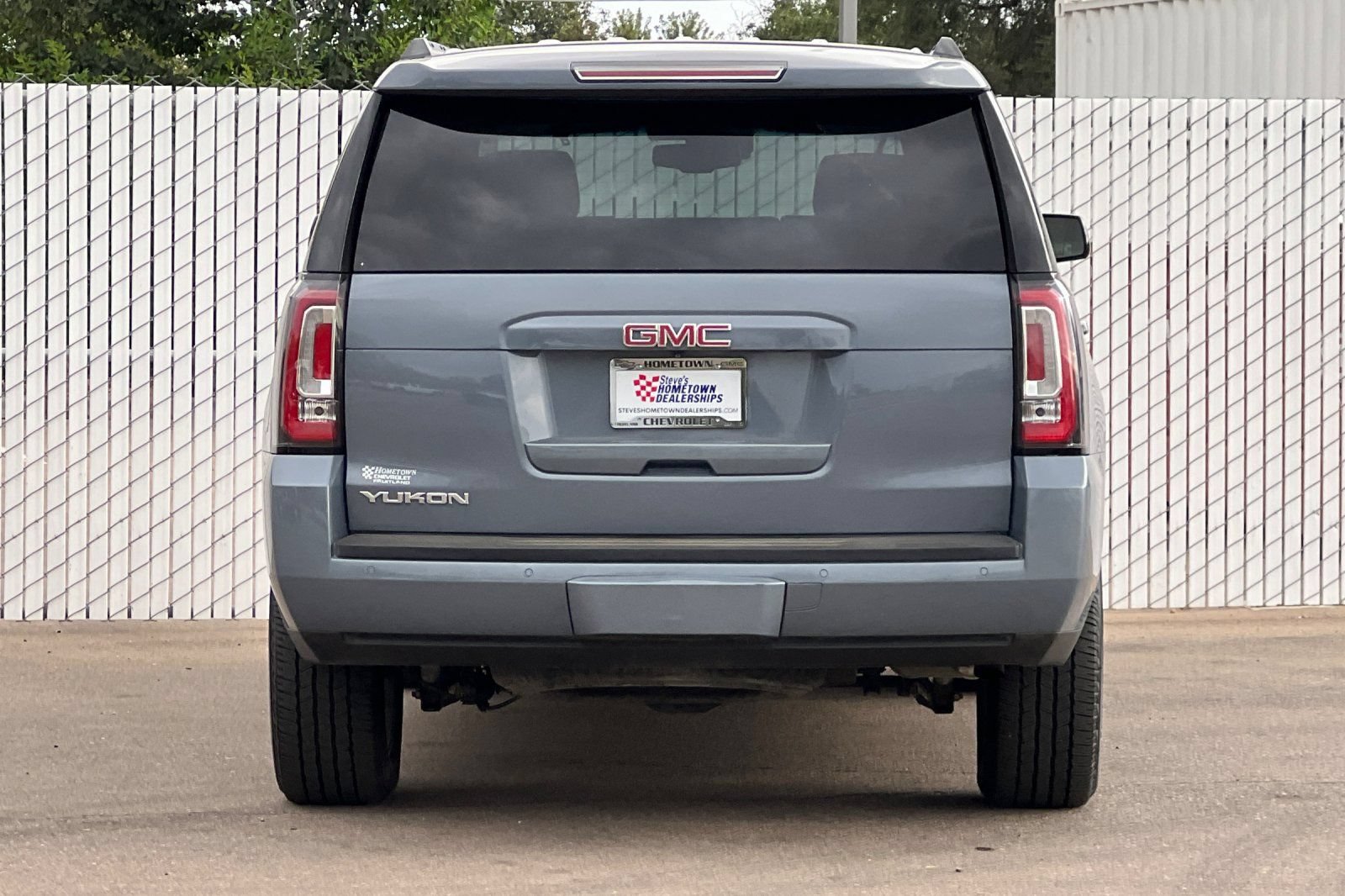 Used 2015 GMC Yukon SLE w/ Convenience Package AWD/4WD image 5