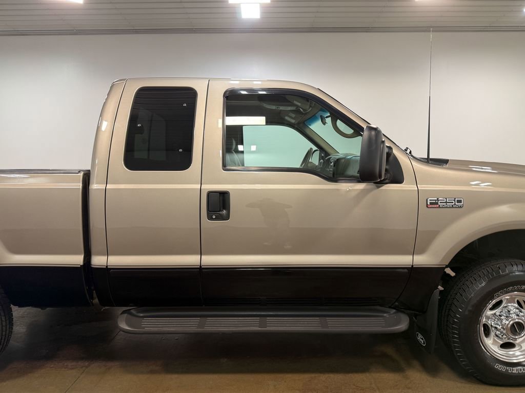 Used 2002 Ford F250 Lariat AWD/4WD image 32