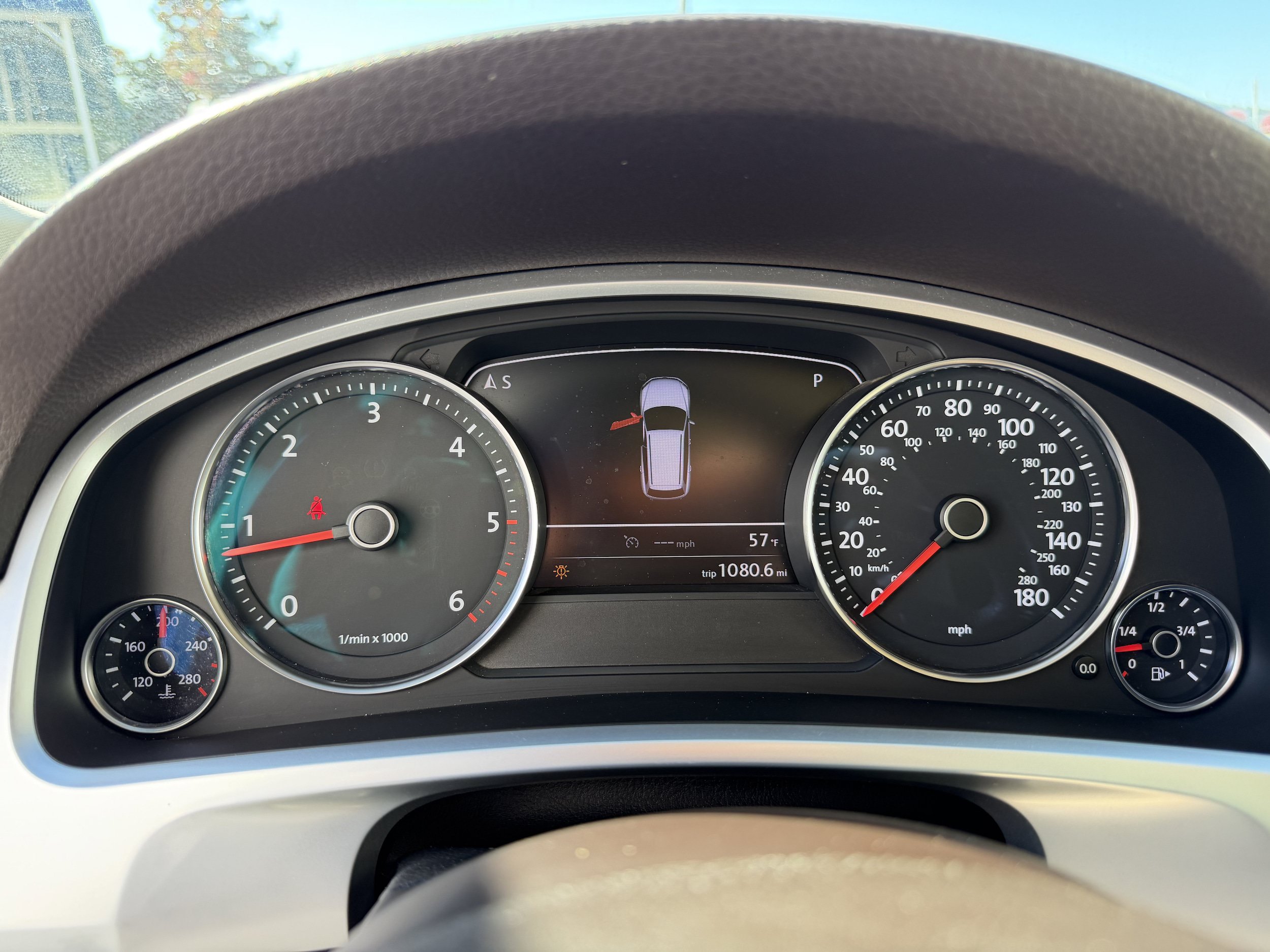 Used 2013 Volkswagen Touareg TDI AWD/4WD image 20