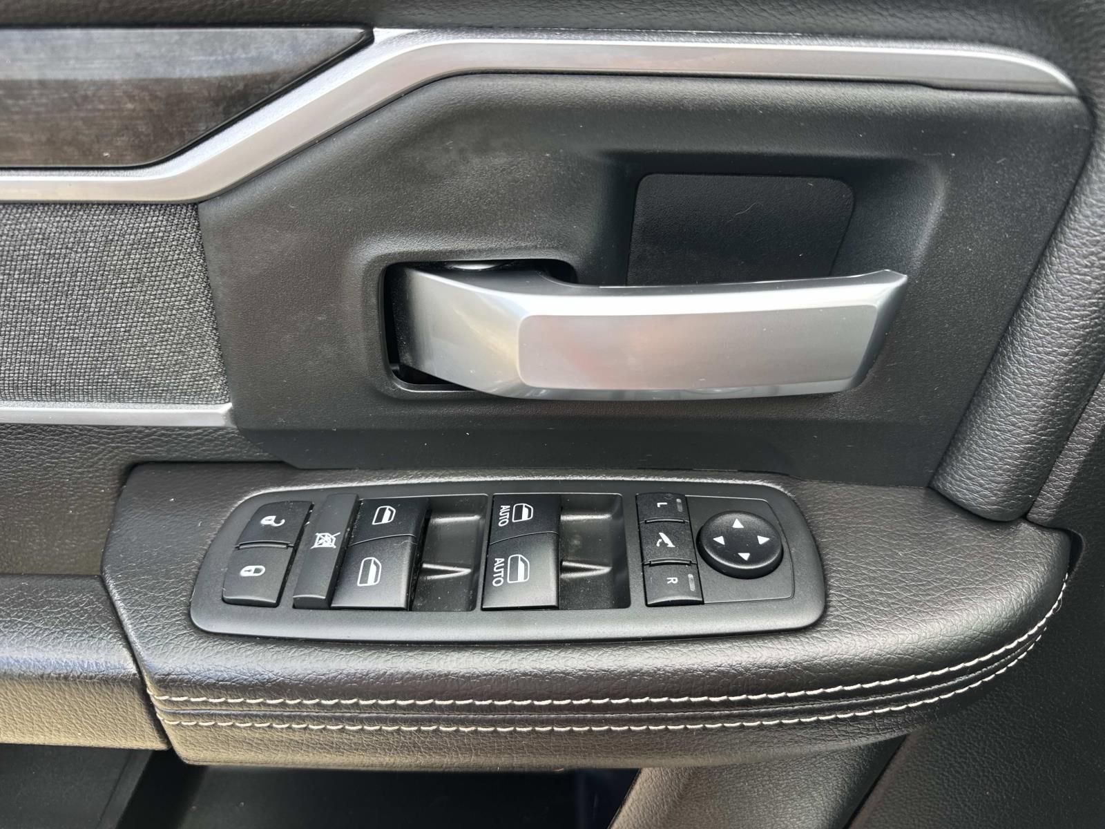 Used 2019 RAM 3500 Big Horn AWD/4WD image 19
