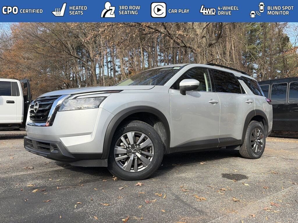 Certified 2025 Nissan Pathfinder SV