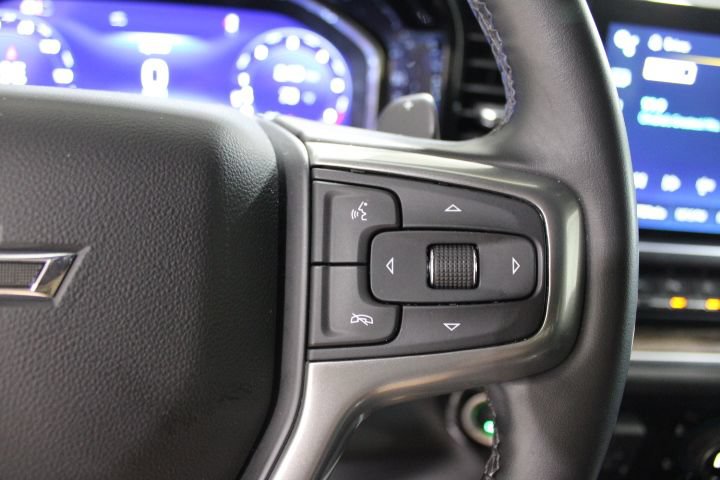 Used 2024 Chevrolet Silverado 1500 RST AWD/4WD image 39