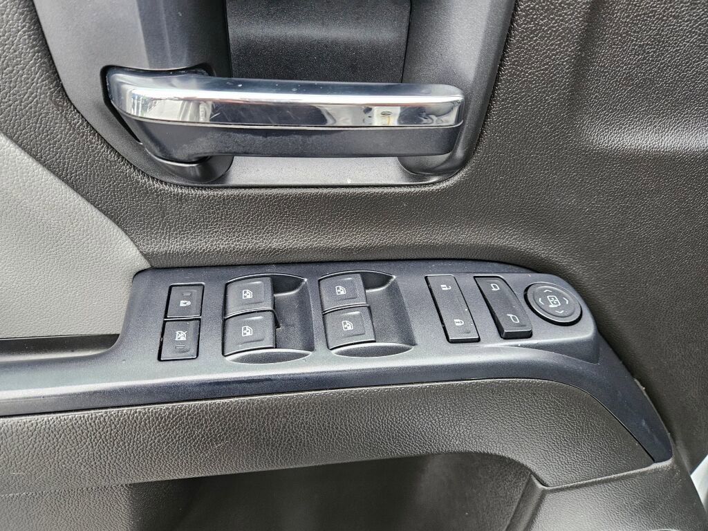 Used 2017 Chevrolet Silverado 1500 Custom w/ Custom Convenience Package image 13
