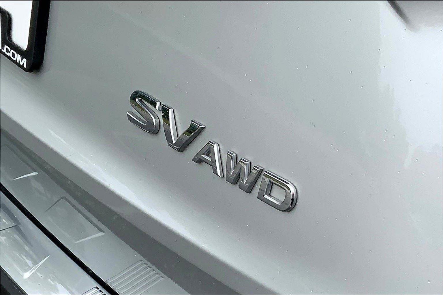 Used 2023 Nissan Rogue SV AWD/4WD image 8