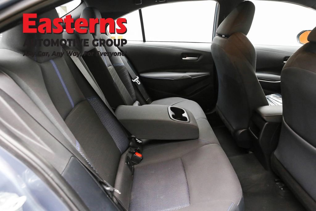 Used 2021 Toyota Corolla SE w/ SE Premium Package FWD image 23