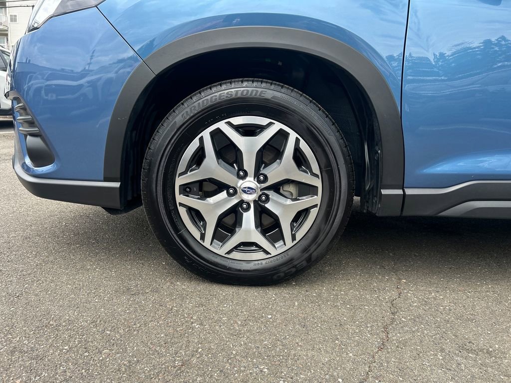 Used 2023 Subaru Forester Premium AWD/4WD image 20