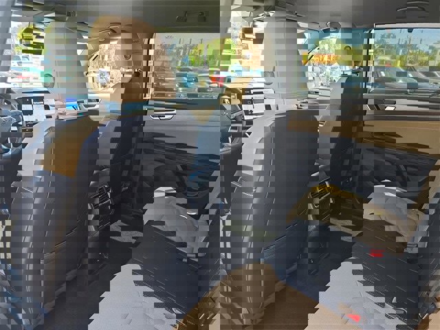 New 2026 Volkswagen Atlas Cross Sport SE image 13