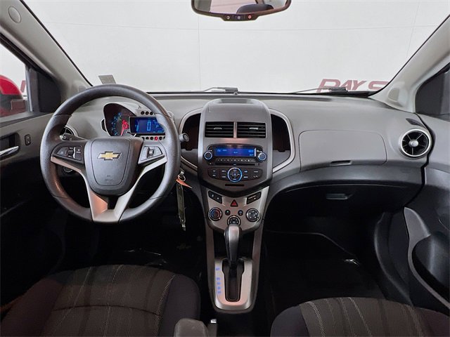 Used 2015 Chevrolet Sonic LT image 21