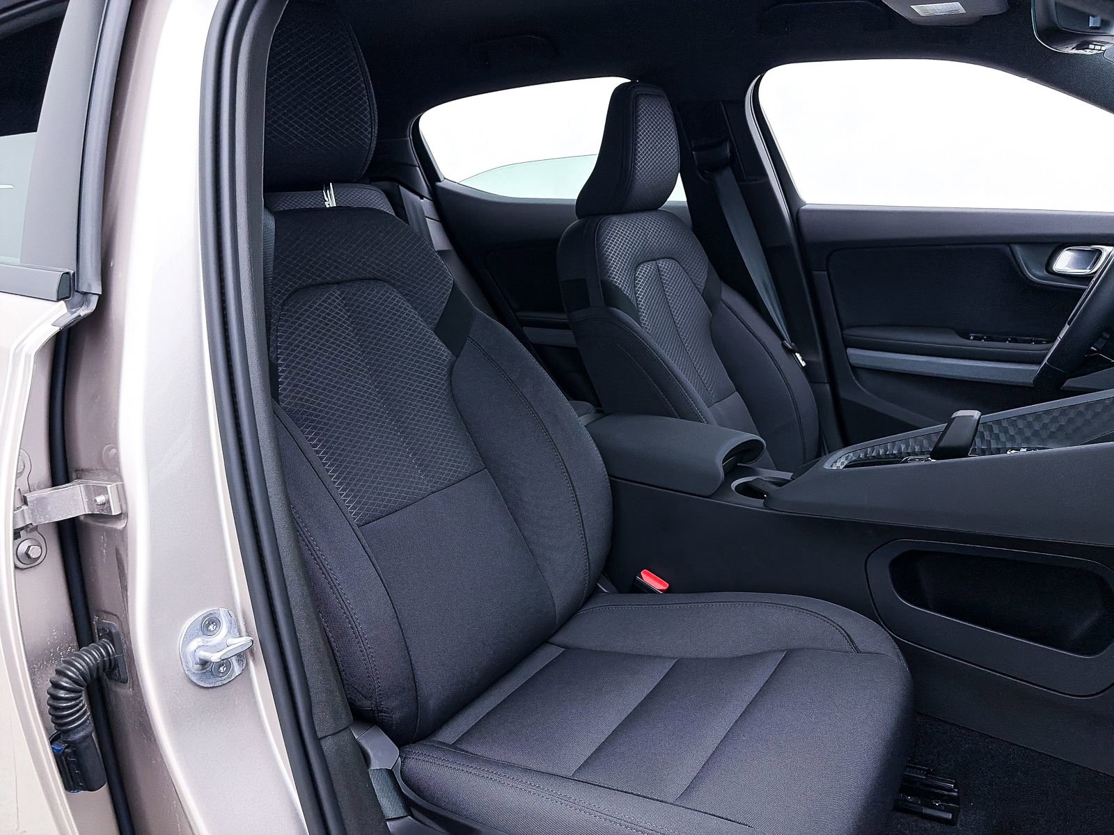 Used 2024 Polestar Polestar 2 image 33