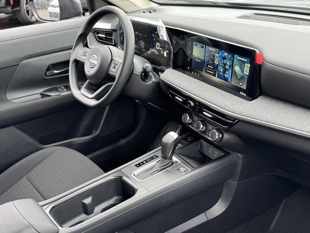 New 2026 Nissan Kicks S image 8