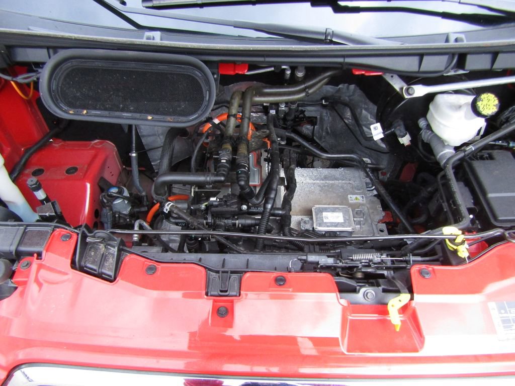 Used 2024 Ford E-Transit 148 Medium Roof image 9