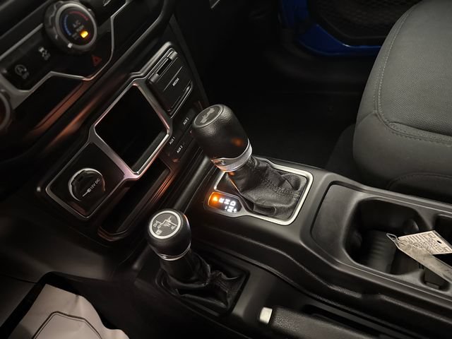 Used 2021 Jeep Wrangler Sport AWD/4WD image 18
