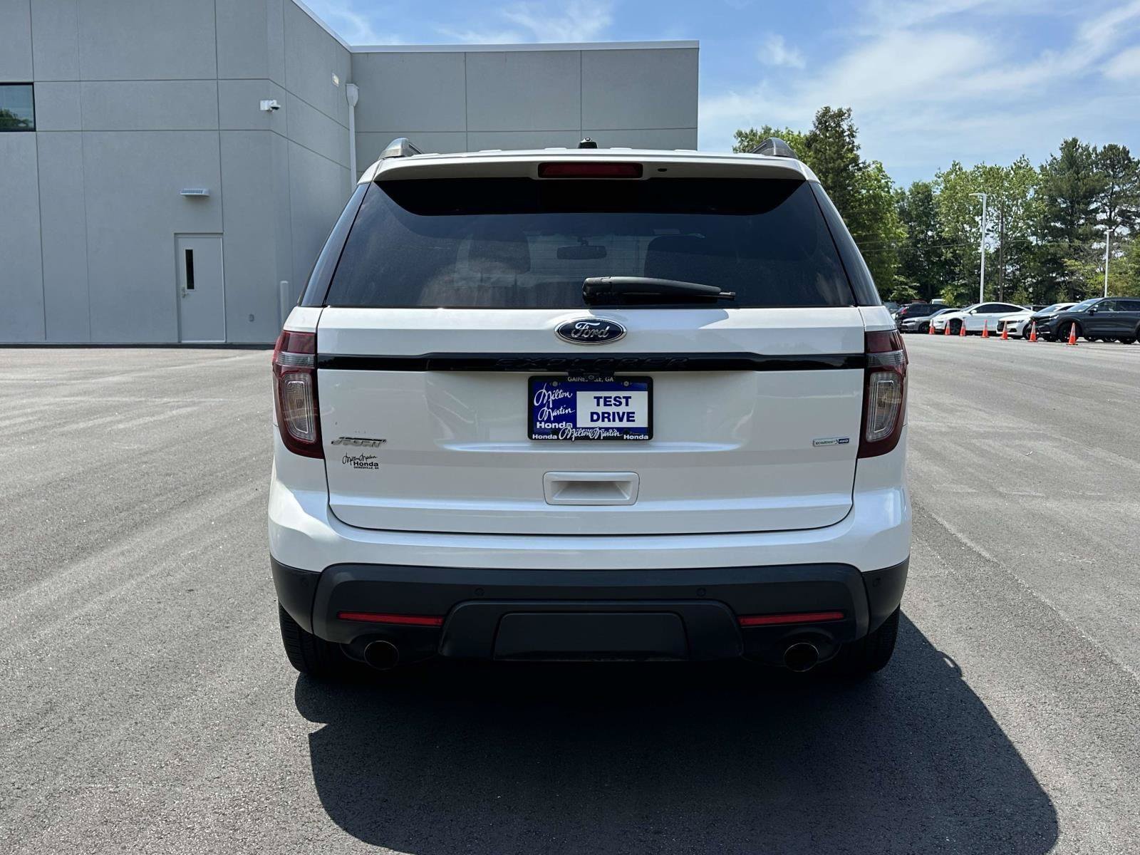 Used 2015 Ford Explorer Sport w/ Equipment Group 401A AWD/4WD image 26