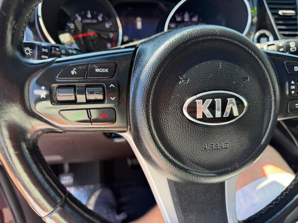 Used 2016 Kia Sedona SX Limited FWD image 42